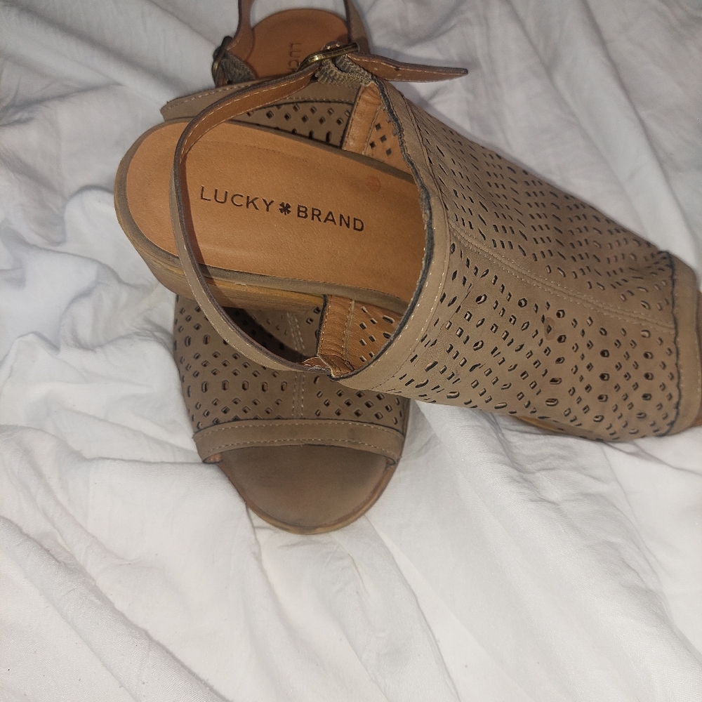 Lucky brand chunky heel